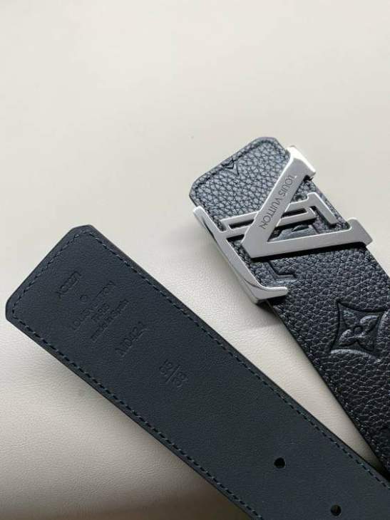 Picture of Louis Vuitton Belts _SKUfw207310779fw